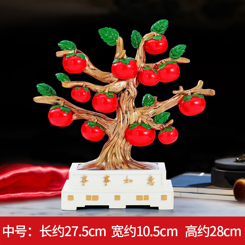 Árbol de caqui mediano que simboliza la buena fortuna.