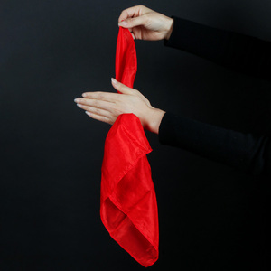 Truco de <span class=keywords><strong>Magia</strong></span> con la Mano de Seda: Ilusiones de <span class=keywords><strong>Magia</strong></span> de Cerca, Accesorios de Mentalismo, Fácil de Usar, Efecto Impresionante para Grabar Videos - Product Image 2