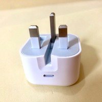 Chargeur USB-C pliable de haute qualité avec prise britannique 3 broches 20W PD3.0, adaptateur secteur de voyage à charge rapide TYPE C pour iPhone 17 16 15 14 13