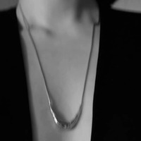 Collier Pendentif Géométrique en Argent Sterling 925 Texturé Corne de Bœuf, Accessoire de Mode Neutre