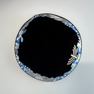 Magnifique couvre-chef juif en velours, Yarmulke en velours brodé avec motif Mur de Jérusalem, Kippot en velours - Product Image 2