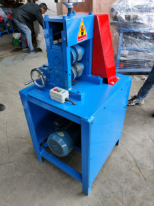 Machine à dénuder les câbles au <span class=keywords><strong>prix</strong></span> le plus bas, machine de recyclage du <span class=keywords><strong>cuivre</strong></span>, machine de recyclage des métaux, recyclage des câbles usagés, produit phare <span class=keywords><strong>2022</strong></span> - Product Image 5