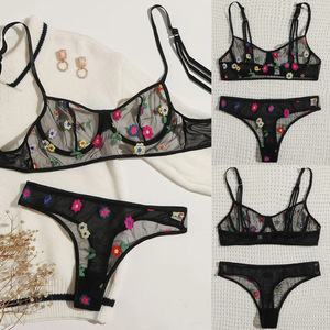 Nuevo conjunto de dos piezas de lencería sexy estilo europeo y americano, conjunto de camisón con encaje, moderno y cómodo. - Product Image 1