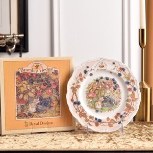 Service de <span class=keywords><strong>vaisselle</strong></span> en céramique de style européen de luxe pour la décoration de mariage, assiettes en céramique, service de <span class=keywords><strong>vaisselle</strong></span> en céramique, fournitures hôtelières, <span class=keywords><strong>vaisselle</strong></span> élégante - Product Image 2