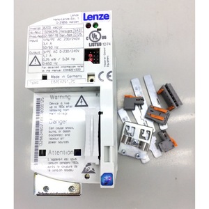 Variateur de fréquence Lenze 8200 E82EV251-2C 250W 220V Monophasé Contrôle Vectoriel IP20 - Product Image 1