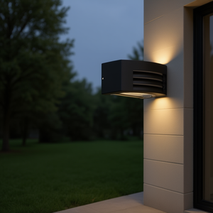 Lampada da Parete per Esterni in Alluminio Curvato Nero, Design Moderno, Illuminazione per Esterni - Product Image 3