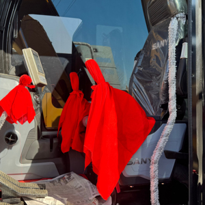 Excavadora de orugas Sany SY135C de alta potencia de excavación de 13 toneladas, excavadora doméstica con componentes principales de motor y bomba, a la venta desde China - Product Image 4