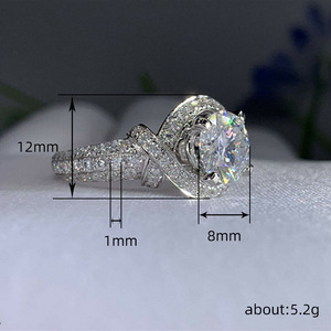 Anello Vintage con Design a Torre Floreale Intrecciata per Donne - Product Image 5