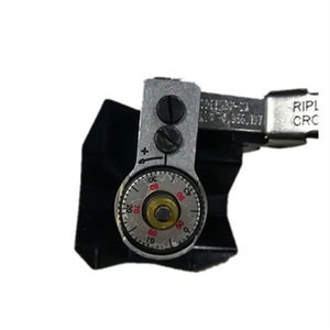 Pince à dénuder les couches semi-conductrices Ripley BP-2A, à bec plat, en alliage, avec poignée en caoutchouc, pour sertir les fils - Product Image 2