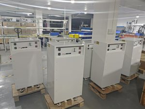 <span class=keywords><strong>48V</strong></span> 51.2V 태양 광 발전 저장 리튬 배터리 팩 300Ah 15KWH <span class=keywords><strong>LI</strong></span>-FE LIFEPO4 8000 사이클 라이프 가전 제품 - Product Image 3