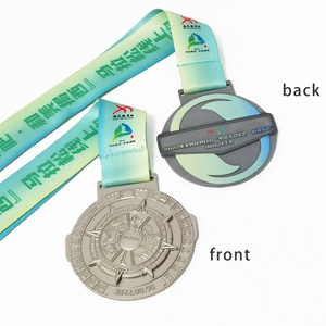 Medallas de Maratón al por Mayor, Fabricantes de Medallas Deportivas de Metal, Diseños Giratorios en Oro, Medallas Personalizadas para Maratón - Product Image 2