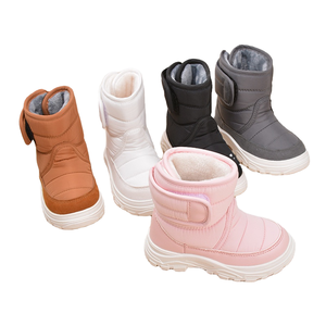 Nouvelles bottes de neige imperméables antidérapantes à semelle souple en nylon noir doublées de polaire épaissies pour enfants et bébés – Collection 2025 - Product Image 3