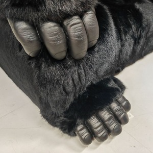 Nuevo Diseño 2025, Sofá de Peluche de Lujo con Forma de Godzilla, Sofá <span class=keywords><strong>del</strong></span> <span class=keywords><strong>Rey</strong></span> Kong, Sofá de Gorila para Sala de Estar, Silla de Animal - Product Image 5