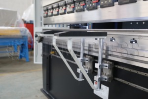 Norme industrielle machine à cintrer presse plieuse da66t 3200mm pour le pliage - Product Image 6