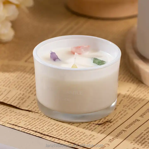Bougie parfumée en pot de verre avec parfum de cannelle et <span class=keywords><strong>d</strong></span>'<span class=keywords><strong>épices</strong></span>, faite à la main, en cire de soja écologique pour femmes, avec logo personnalisé - Product Image 2