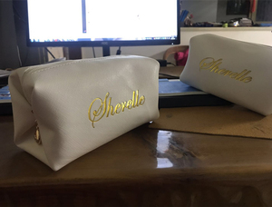 Пользовательский Размер Продвижение Бесплатный подарок Женская золотая молния белая искусственная кожа косметическая сумка - Product Image 3