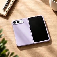 Coque Duo pour iPhone, coque rigide fine, finition douce au toucher, prise en main confortable, design à bords surélevés, construction flexible, découpe précise