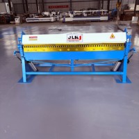 Machine à plier manuelle pneumatique JLKJ pour plier les feuilles fines |   Nouvel embout en acier inoxydable |   Épaisseur maximale de pliage 1,5 mm 2500 mm