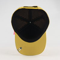 Casquette de golf personnalisée de haute qualité à 5 panneaux entièrement perforée, casquette de baseball sportive, chapeau d'extérieur imperméable avec logo en PVC et badge métallique