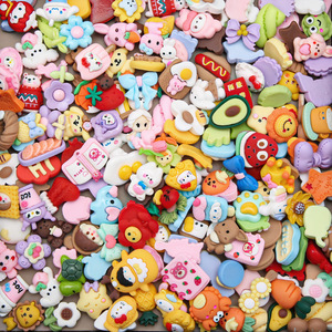 Nouveau 3D Résine 3D <span class=keywords><strong>Dessin</strong></span> <span class=keywords><strong>Animé</strong></span> Série Mixte Modèle Aléatoire Chaussure Fleur Charmes DIY Accessoire Chaussure Boucle En Plastique Matériel - Product Image 5