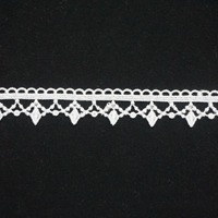 Dentelle de couture florale brodée en polyester soluble dans l'eau, ajourée, à prix abordable, divers styles, pour vêtements féminins