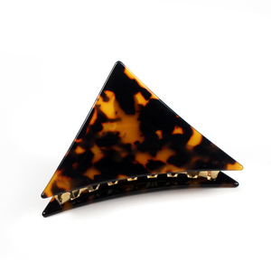 YIYI Pinces à <span class=keywords><strong>cheveux</strong></span> simples et sophistiquées de 9,5 cm, pinces à griffes rétro texturées effet écaille de tortue, pinces à <span class=keywords><strong>cheveux</strong></span> triangulaires en acétate pour femmes - Product Image 1