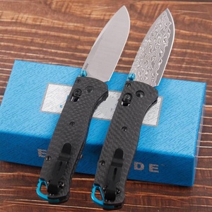 Cuchillo Plegable BM535 Bugout E233 de Acero de Damasco con Mango de Fibra de Carbono, para Defensa Personal, Uso Diario, Camping y Bricolaje - Product Image 1