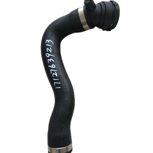 Manguera de entrada de aire 17127639213 para modelos BMW, pieza de repuesto de goma, 400 mm de longitud - Product Image 1