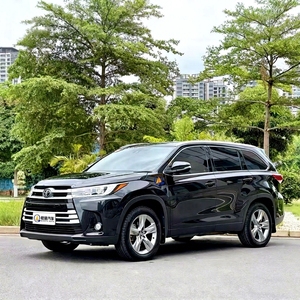 Toyota Highlander d'occasion préférée, modèle 2018, 2.0T 4x4, édition Knight, 7 places, essence, en stock à vendre - Product Image 1
