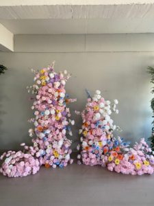Rangkaian Bunga Artifisial Pink, Bola Bunga Berwarna-warni untuk Dekorasi Latar Belakang Pesta Pernikahan dan Ulang Tahun - Product Image 6