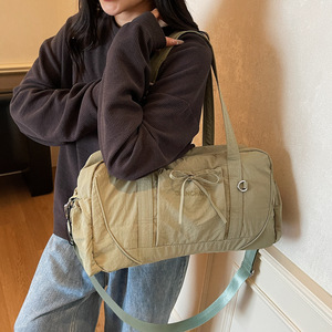 Travel Bag Large Capacity Lightweight Yoga Gym Bag With Wet Dry Separation Unisex For Leisure Travel Solid Color Zipper Closure - Product Image 1