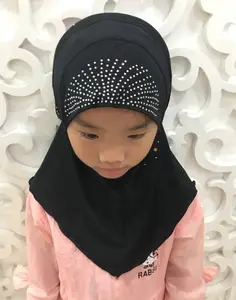Hot sale classic 2019 new style muslim kids lace stone headscarf the most popular Children Islamic hijab scarf