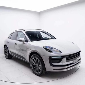 Kits carrosserie 2023 améliorés 2014-2021, état neuf, pare-chocs avec feux de jour, barre avant, barre arrière, lèvre arrière pour Macan 95B - Product Image 4