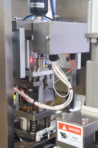 Machine SKP-1 pour le remplissage et le scellage de capsules de café pour l'emballage alimentaire <span class=keywords><strong>Dolce</strong></span> <span class=keywords><strong>Gusto</strong></span> - Product Image 2