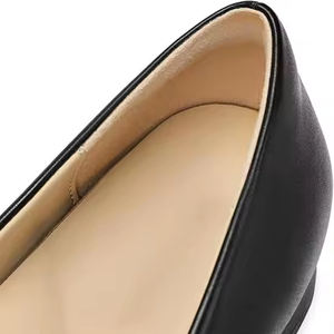 Chaussures de bureau décontractées pour femmes, à talon carré <span class=keywords><strong>et</strong></span> à bout rond, en cuir <span class=keywords><strong>blanc</strong></span> <span class=keywords><strong>et</strong></span> <span class=keywords><strong>noir</strong></span>. - Product Image 3