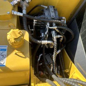 95%新品 中古 ミニコマツ PC70 7トン掘削機 0.32mバケット 48.5kW出力 日本から輸入 送料無料 - Product Image 6