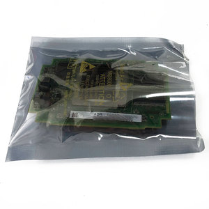 A20B-3300-0552 nouvelle carte de commande <span class=keywords><strong>Fanuc</strong></span> d'origine pour les machines <span class=keywords><strong>CNC</strong></span> - Product Image 3