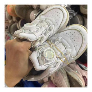 <span class=keywords><strong>รองเท้า</strong></span>กีฬาสำห<span class=keywords><strong>รับ</strong></span>เด็ก<span class=keywords><strong>แบรนด์</strong></span>เนมรองเท้า<span class=keywords><strong>มือ</strong></span><span class=keywords><strong>สอง</strong></span>สำหรับเด็ก - Product Image 1