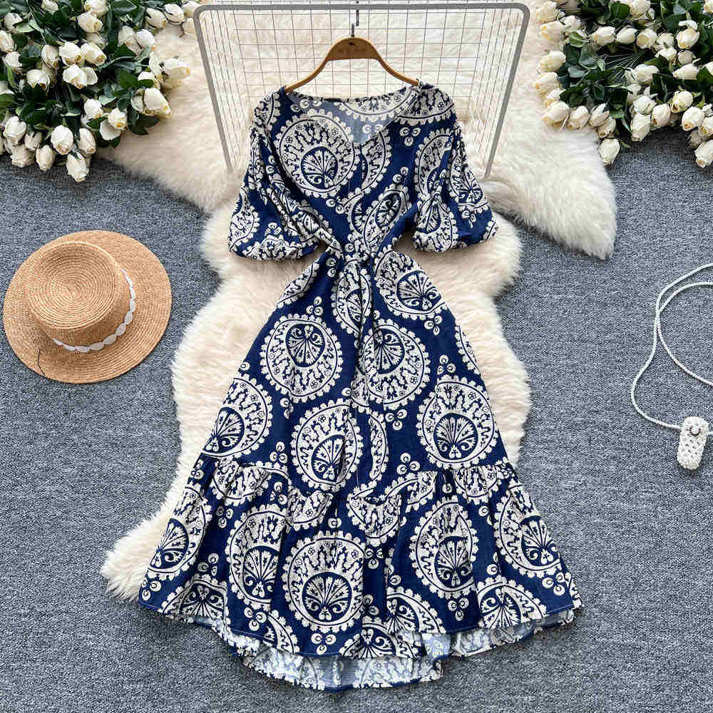 สีน้ำเงิน