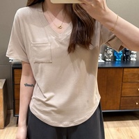 T-shirt élégant en coton pour femme, manches courtes, col en V, avec poches, pour un style décontracté, streetwear, mode vintage, vente en gros personnalisée