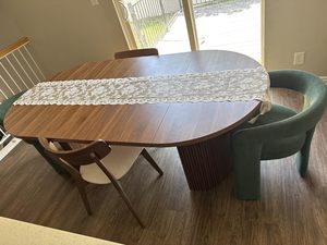 Tavolo da Pranzo Allungabile <span class=keywords><strong>in</strong></span> <span class=keywords><strong>Noce</strong></span>, Tavolo da Cucina Rotondo Espandibile con Base Scanalata, <span class=keywords><strong>Tavoli</strong></span> da Cena Ovali <span class=keywords><strong>in</strong></span> Stile Moderno Farmhouse - Product Image 2