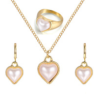 Ensemble Bijoux Femme Collier Pendentif Cœur Perle Design Simple Bague Boucles d'Oreilles Collier Dames Françaises Mode 3 Pièces Accessoires