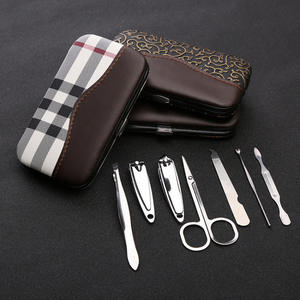 Professionnel 7 pièces Mini Logo personnalisé boîte en polyuréthane ensemble <span class=keywords><strong>de</strong></span> manucure cadeau en acier inoxydable voyage coupe-ongles manucure et pédicure ensemble - Product Image 3