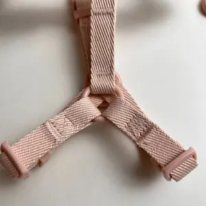 Conjunto de Coleira e Guia para Cães Personalizado e Ecológico com Faixas Reflexivas em Poliéster Macio - Product Image 3