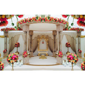 Gujarati ของตกแต่งงานแต่งงานงานไม้แกะสลักสามเสาสำหรับงานแต่งงานของชาวเยอรมัน - Product Image 1