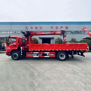 Camion de transport Dongfeng 4X2 de 8 tonnes avec grue télescopique hydraulique montée sur camion pour le levage de matériaux de construction - Product Image 2