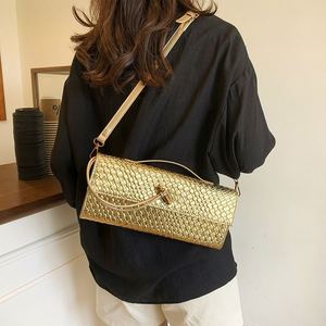Bolso de Noche Pequeño de PU Tejido con Cierre, Estilo Nuevo 2026, Superventas en Comercio Exterior Transfronterizo, de Poliéster, Tipo Acordeón Horizontal, Color Caramelo - Product Image 3