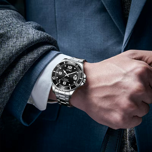 นาฬิกาดำน้ำผู้ชายสุดหรู รุ่น 8009 สายสแตนเลส กันน้ำ 3BAR - Product Image 4