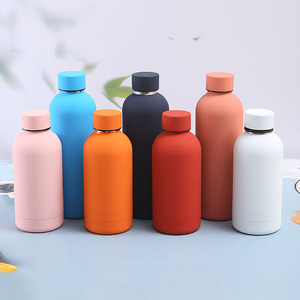 Custom Spray Logo Printing 500ml Portable Stainless Steel Hot Water <b>Bottle</b> with Handle Lid Leak-Proof 24hrs Thermal Insulation - Product Image 1
