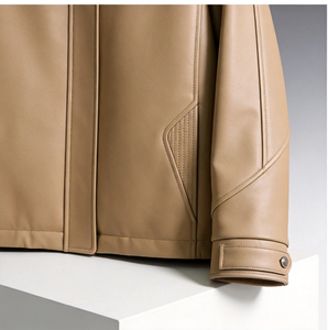 Giacca in <span class=keywords><strong>Pelle</strong></span> di Pecora di Lusso per Donna con Collo in Pelliccia di Volpe Soffice, Cappotto Corto Imbottito per l'Uso Quotidiano Invernale - Product Image 4